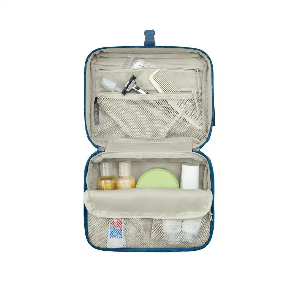 Daylite™ Hanging Toiletry Kit