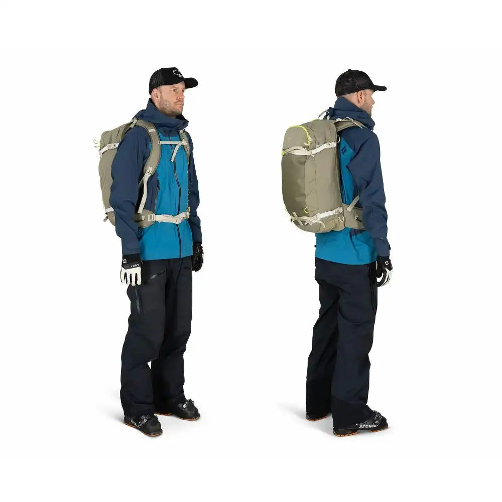 Soelden 32L Ski & Snowboard Backpack