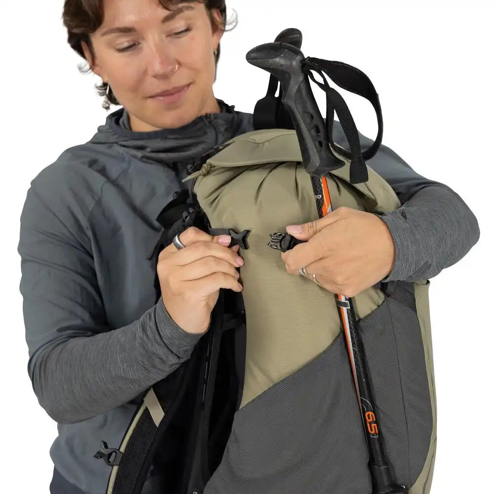Hikelite™ 32 Hiking Backpack